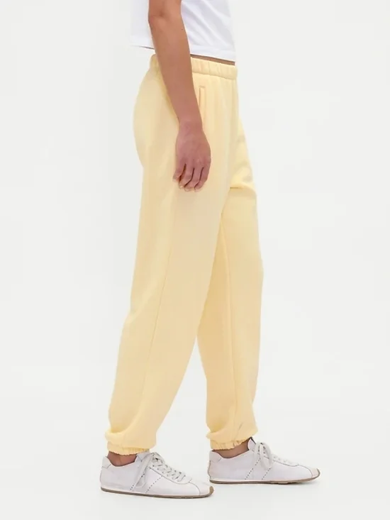 GAP Pale Yellow Women's Jogger Set - Soft Pullover & Track Pants Sz. XL - Picture 3 of 6